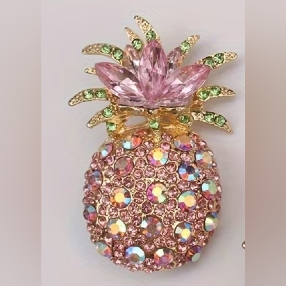 🆕️ 🍍 BETSEY JOHNSON PINK RHINESTONE PINEAPPLE TROPICAL BROOCH PIN🍍 - Picture 4 of 10